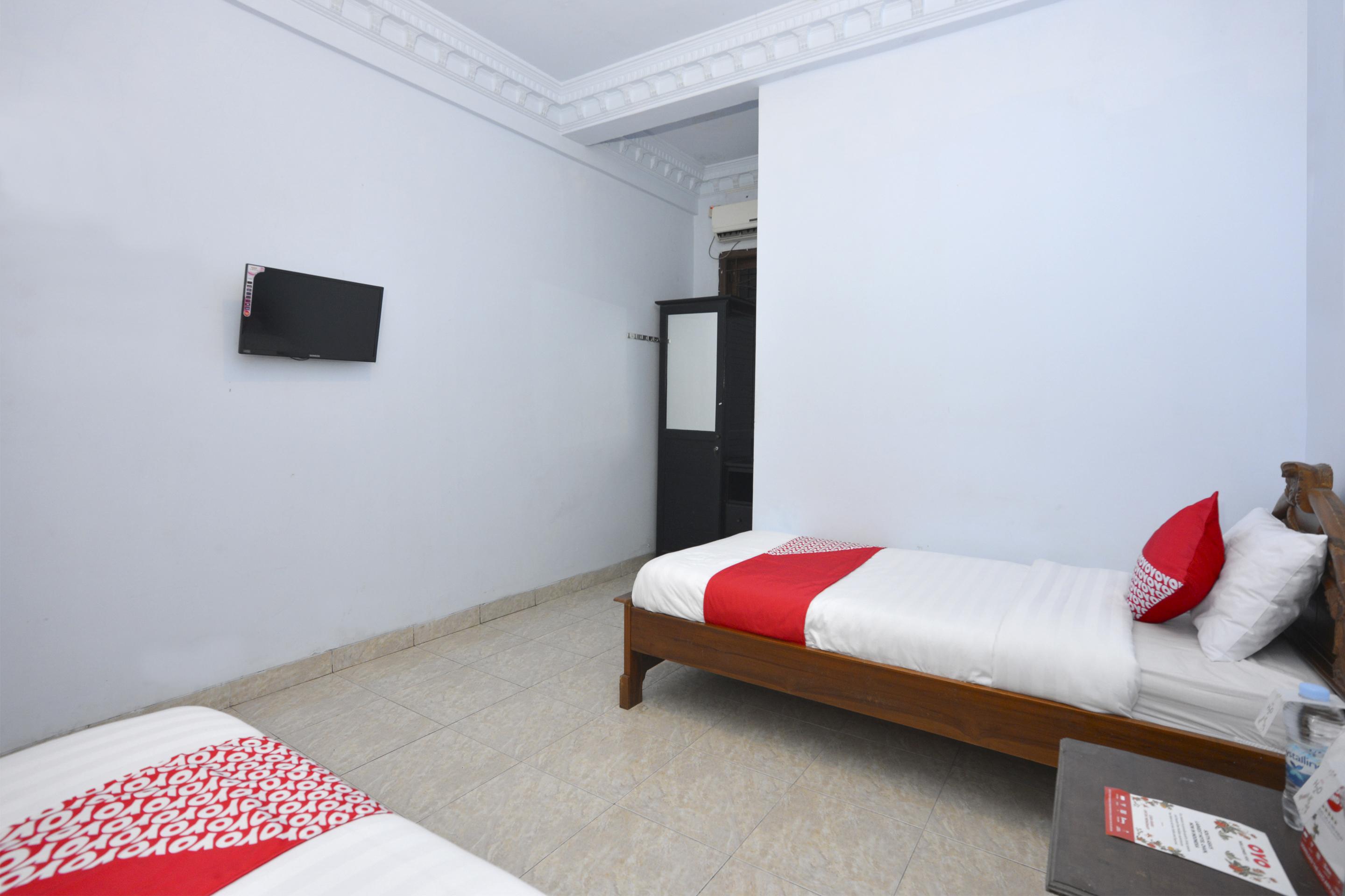Oyo 586 Hotel Wijaya Kalasan Exterior foto
